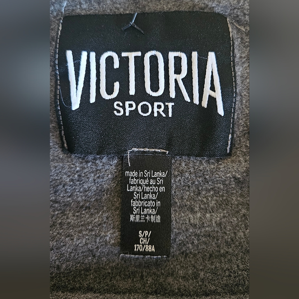 Victoria Sport Sweatshirt - Picture 5 of 5
